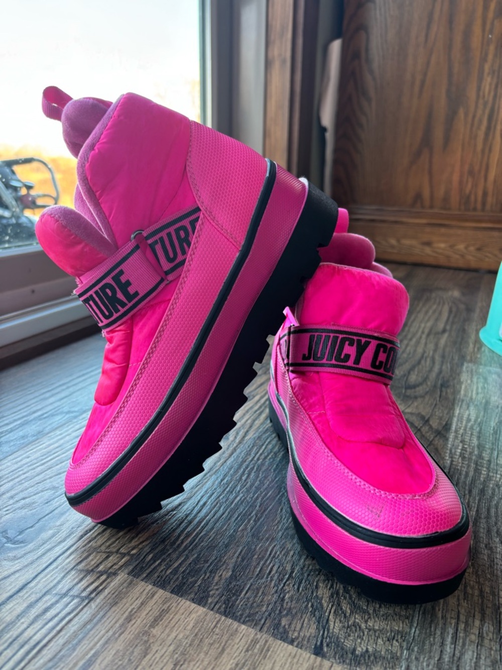 Juicy Couture Vibrant Pink Platform Sneakers with Black Lug Sole